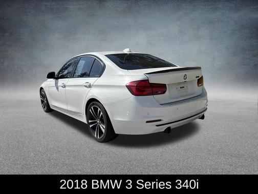 Alpine White 2018 BMW 340 340i