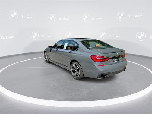 2018 BMW 750 i xDrive