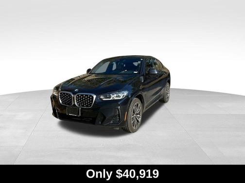 2023 BMW X4 xDrive30i