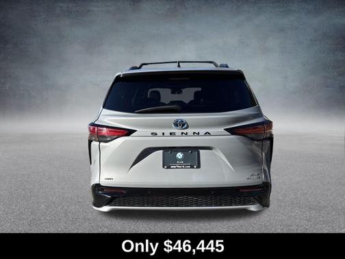 2024 Toyota Sienna XSE 7 Passenger