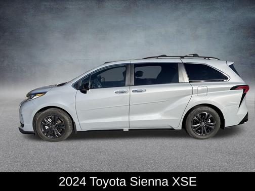 2024 Toyota Sienna XSE 7 Passenger