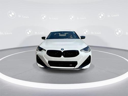 2025 BMW M240 i xDrive