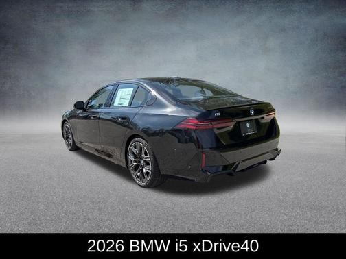 Black Sapphire Metallic 2026 BMW i5 xDrive40