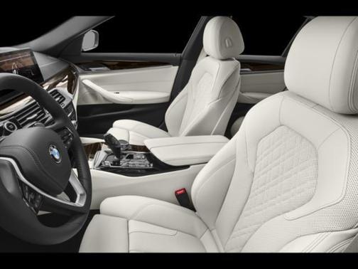2022 BMW 530e Base
