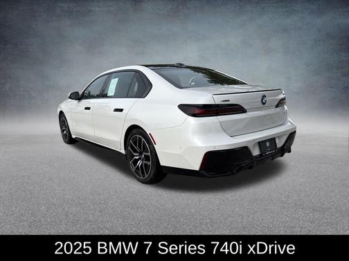 2025 BMW 740 xDrive