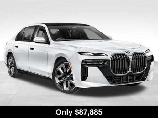 2025 BMW 740 xDrive