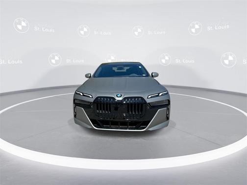 2023 BMW 760 i xDrive
