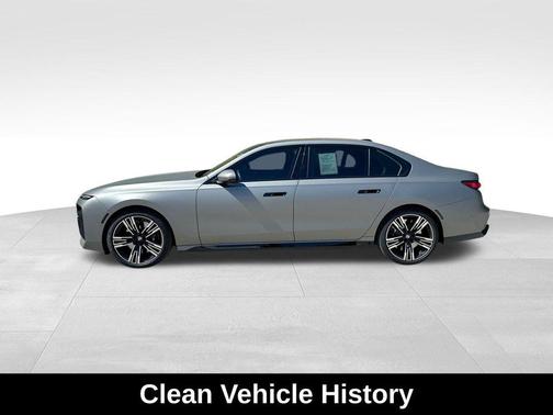 2023 BMW 760 i xDrive