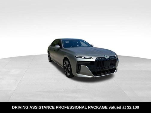 2023 BMW 760 i xDrive