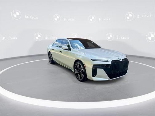 2025 BMW 760 i xDrive