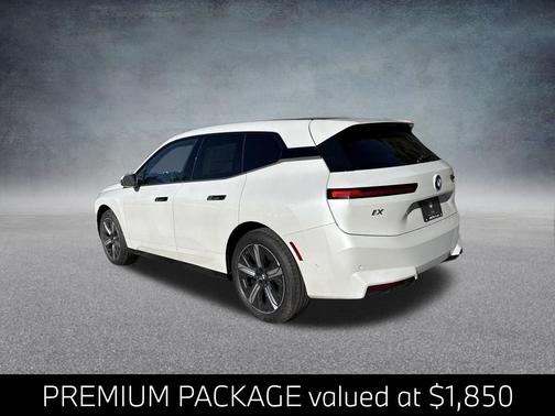 2026 BMW iX xDrive45