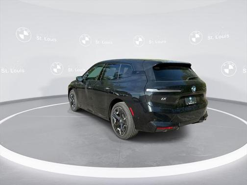 2025 BMW iX xDrive50