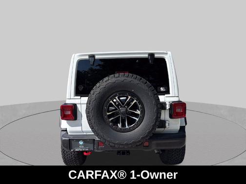 Bright White Clearcoat 2025 Jeep Wrangler Rubicon