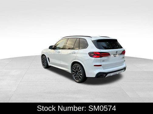 2026 BMW X5 M60i