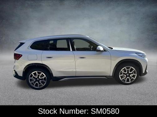 Mineral White Metallic 2026 BMW X1 xDrive28i