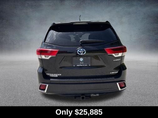 Midnight Black Metallic 2018 Toyota Highlander Hybrid Limited