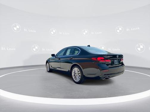 2022 BMW 530 i xDrive