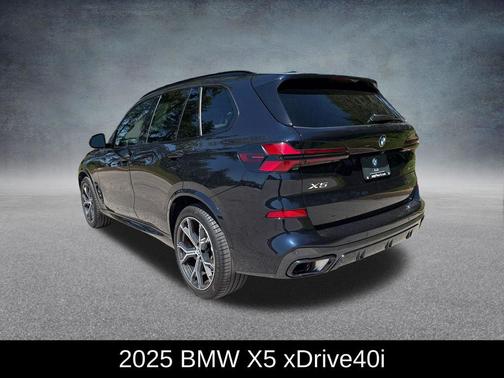 Carbon Black Metallic 2025 BMW X5 xDrive40i