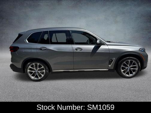Skyscraper Grey Metallic 2026 BMW X5 PHEV xDrive50e