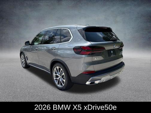 Skyscraper Grey Metallic 2026 BMW X5 PHEV xDrive50e