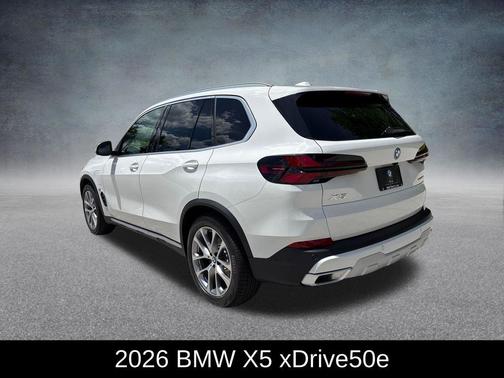 Alpine White 2026 BMW X5 PHEV xDrive50e