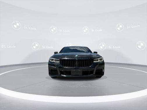 2022 BMW 750 i xDrive