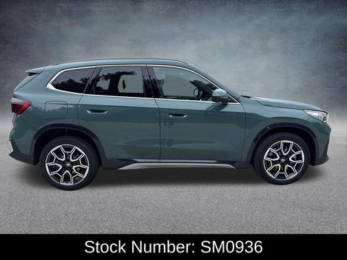 Cape York Green Metallic 2026 BMW X1 xDrive28i