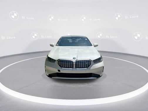 2026 BMW i5 xDrive40