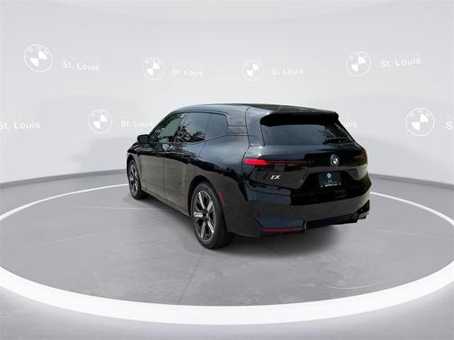 2026 BMW iX xDrive45