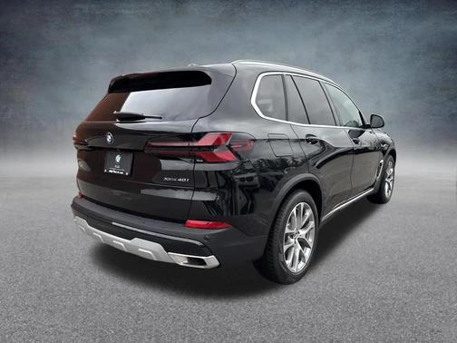 Black Sapphire Metallic 2026 BMW X5 xDrive40i