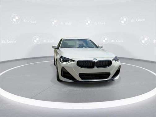 2024 BMW 230 i xDrive