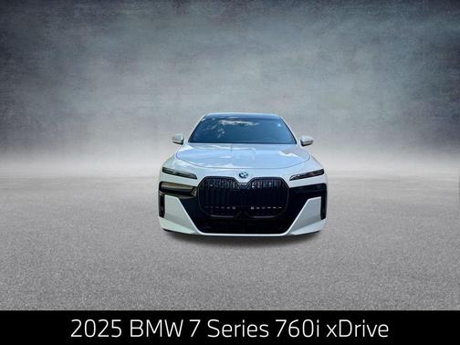 2025 BMW 760 xDrive