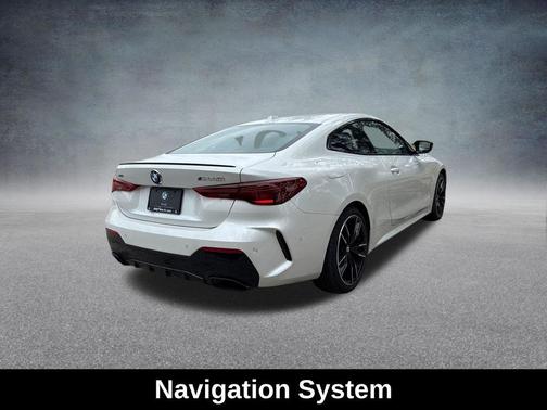 Mineral White Metallic 2026 BMW M440 i xDrive