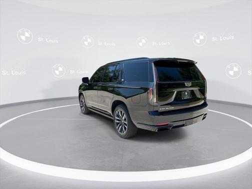2022 Cadillac Escalade Sport