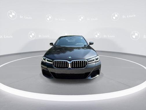 2023 BMW 540 i xDrive
