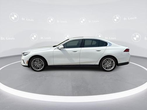 2024 BMW 540 i xDrive