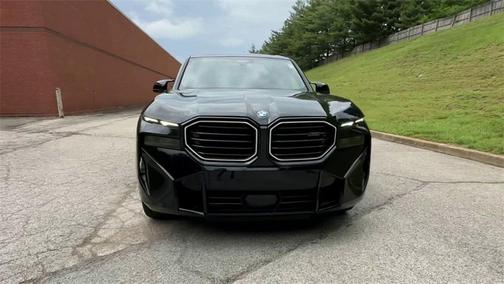 2023 BMW XM Base