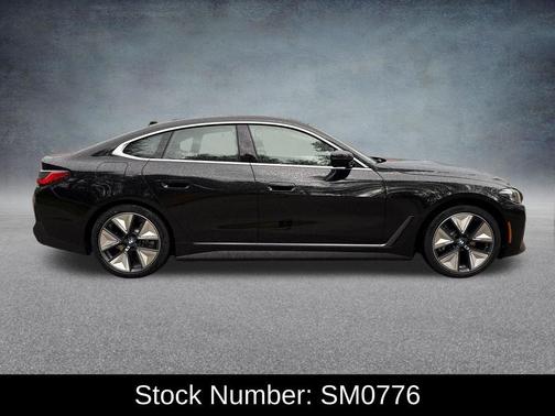 Black Sapphire Metallic 2026 BMW i4 Gran Coupe xDrive40
