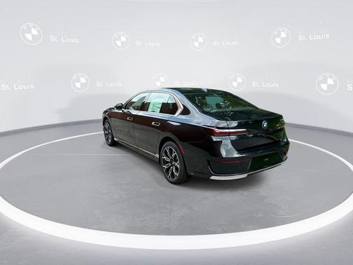 2025 BMW i7 xDrive60