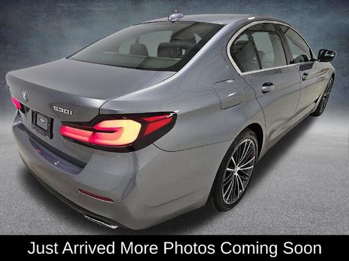 Bluestone Metallic 2022 BMW 530 i xDrive