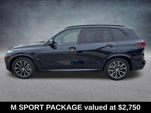 Carbon Black Metallic 2025 BMW X5 PHEV xDrive50e