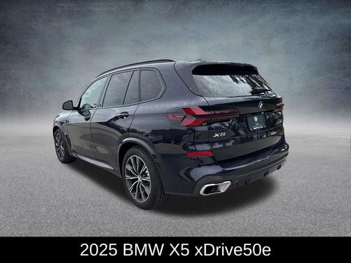 Carbon Black Metallic 2025 BMW X5 PHEV xDrive50e