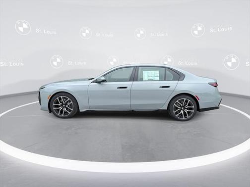 2025 BMW 740 i xDrive