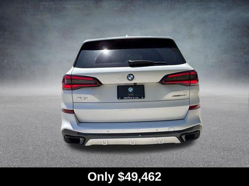 Mineral White Metallic 2023 BMW X5 xDrive40i