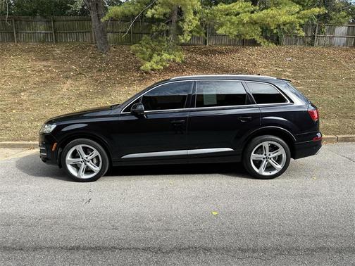 2019 Audi Q7 55 Prestige