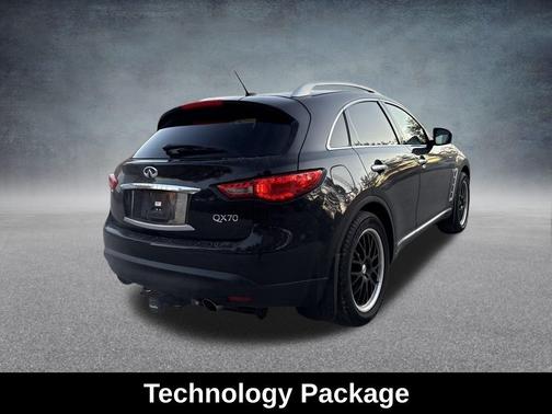 2015 INFINITI QX70 Base