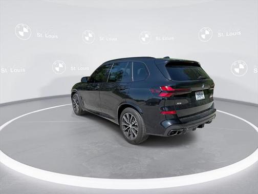 2024 BMW X5 M60i