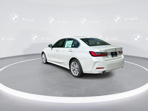 2025 BMW 330 i xDrive
