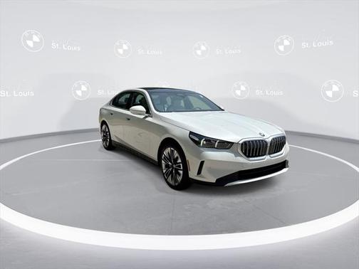 2026 BMW 530 i xDrive