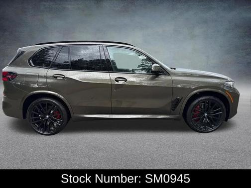 Manhattan Green Metallic 2026 BMW X5 xDrive40i